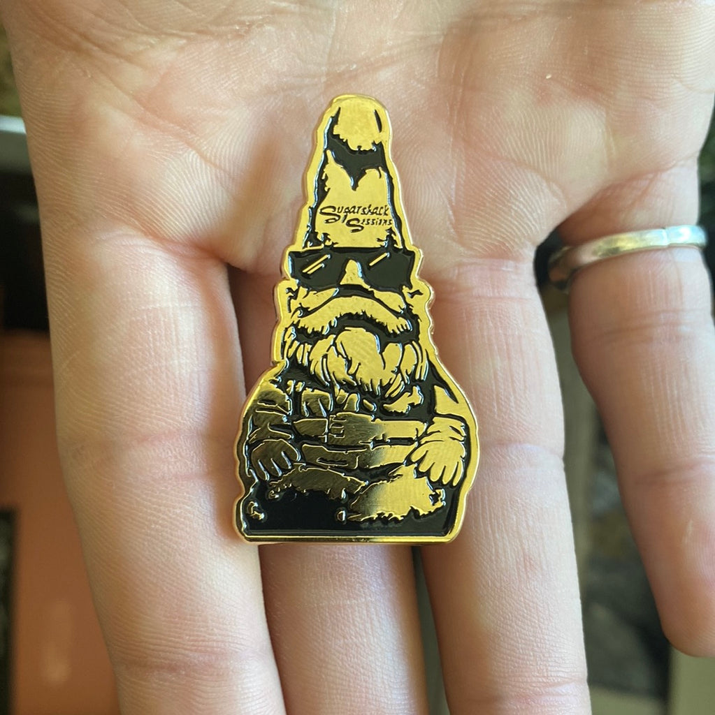 Golden Gnomeo Pin